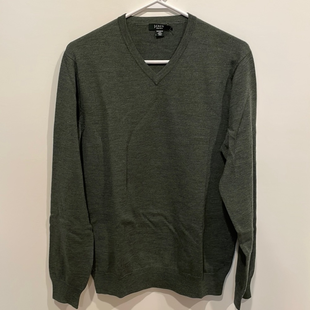 J Crew Men’s Merino Wool V Neck Sweater